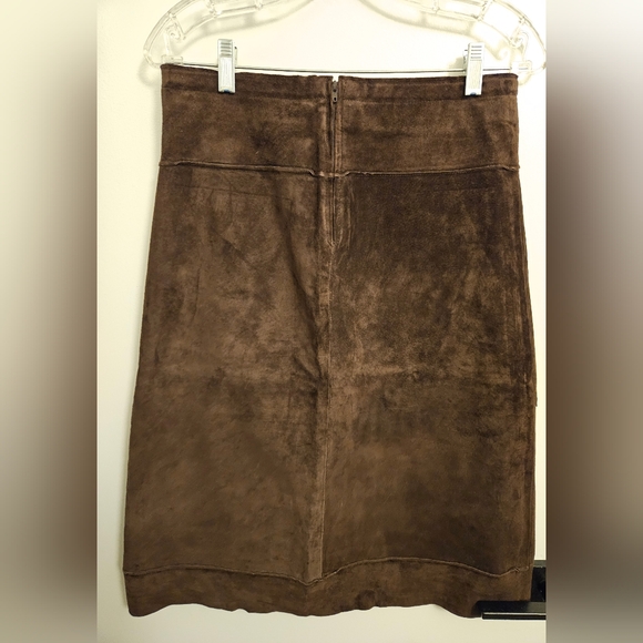 ROOTS CANADA A-line suede skirt - Picture 4 of 8